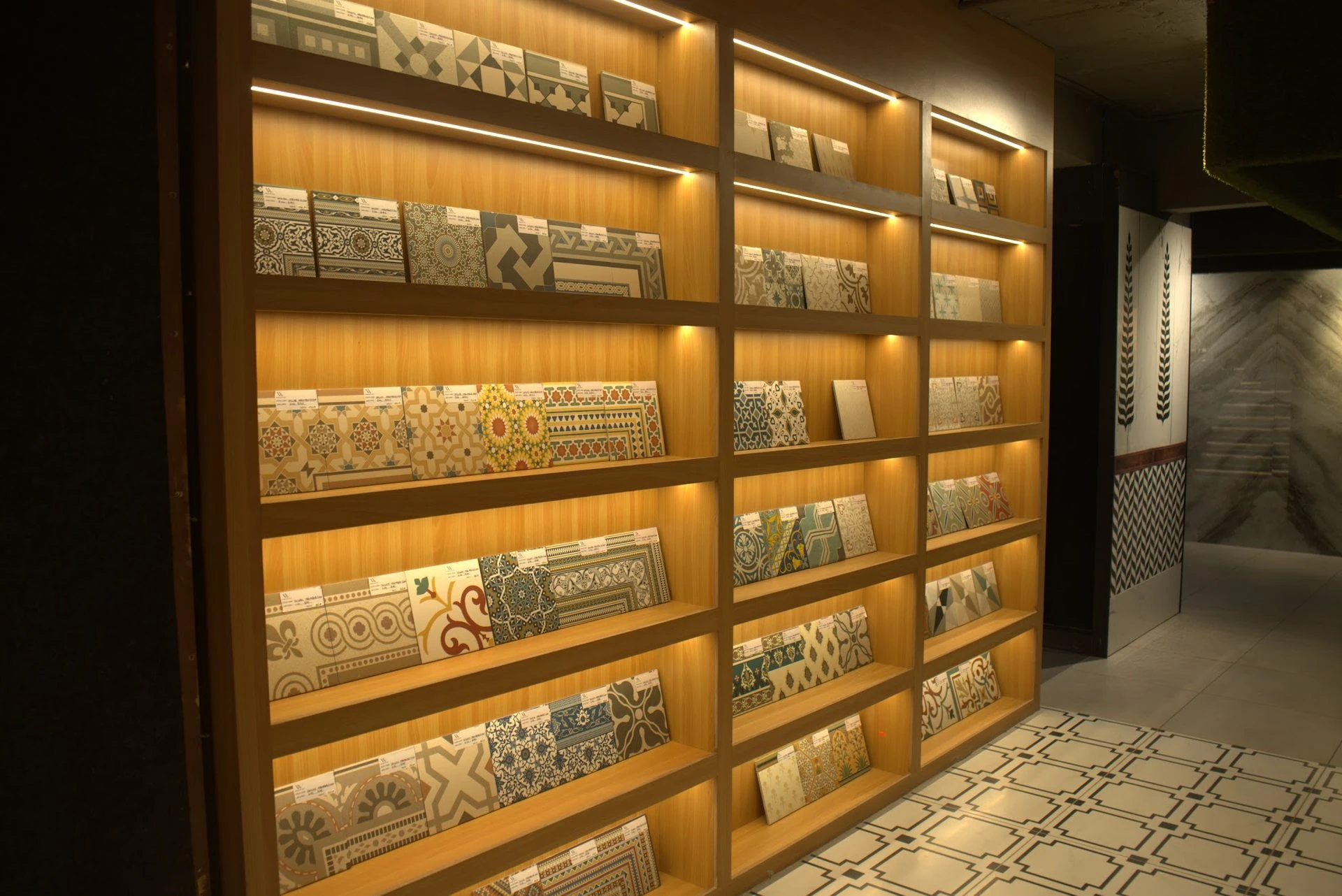 Lobby interior with polished large format surfaces