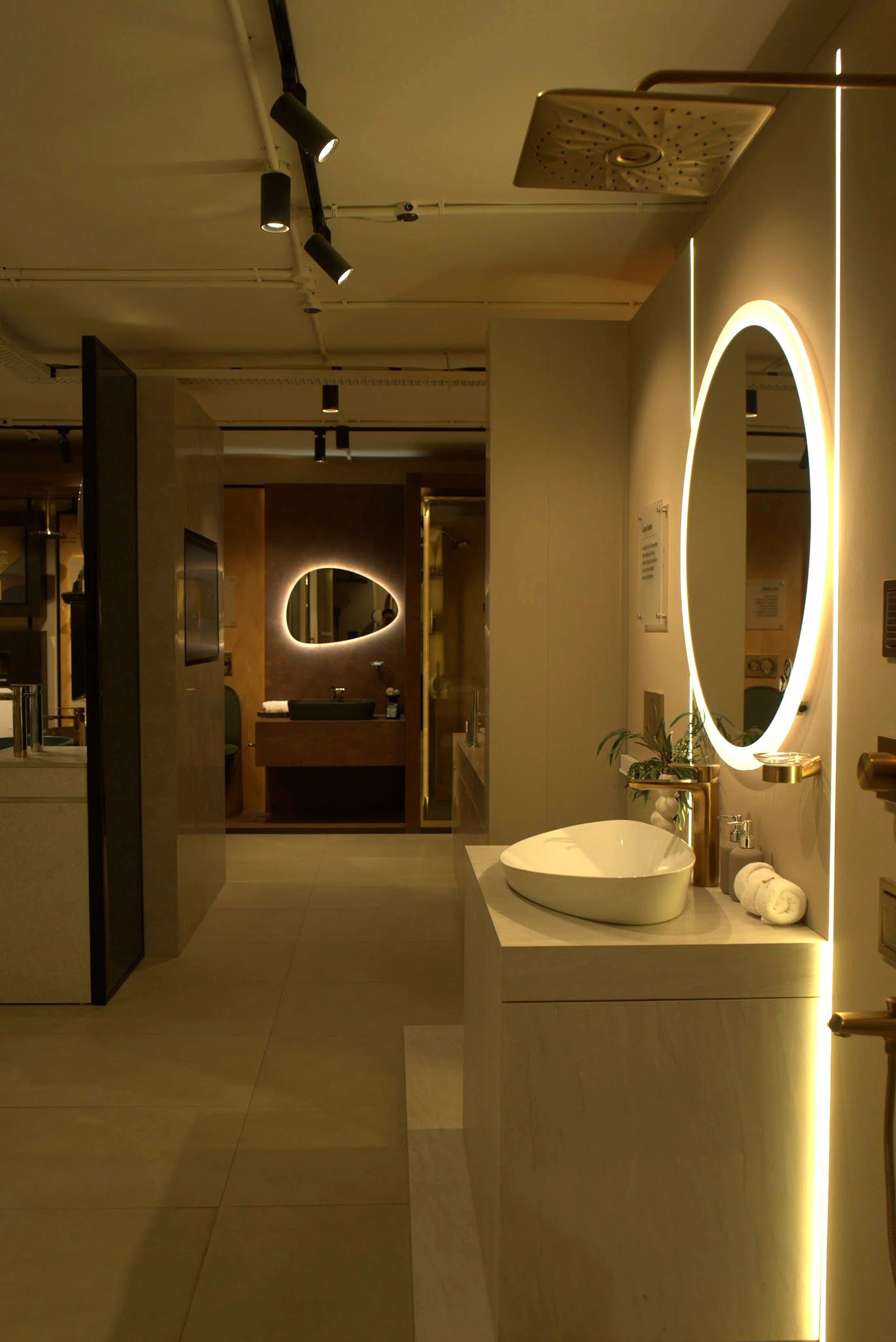 Full bathroom vignette with mirror, basin and stone cladding